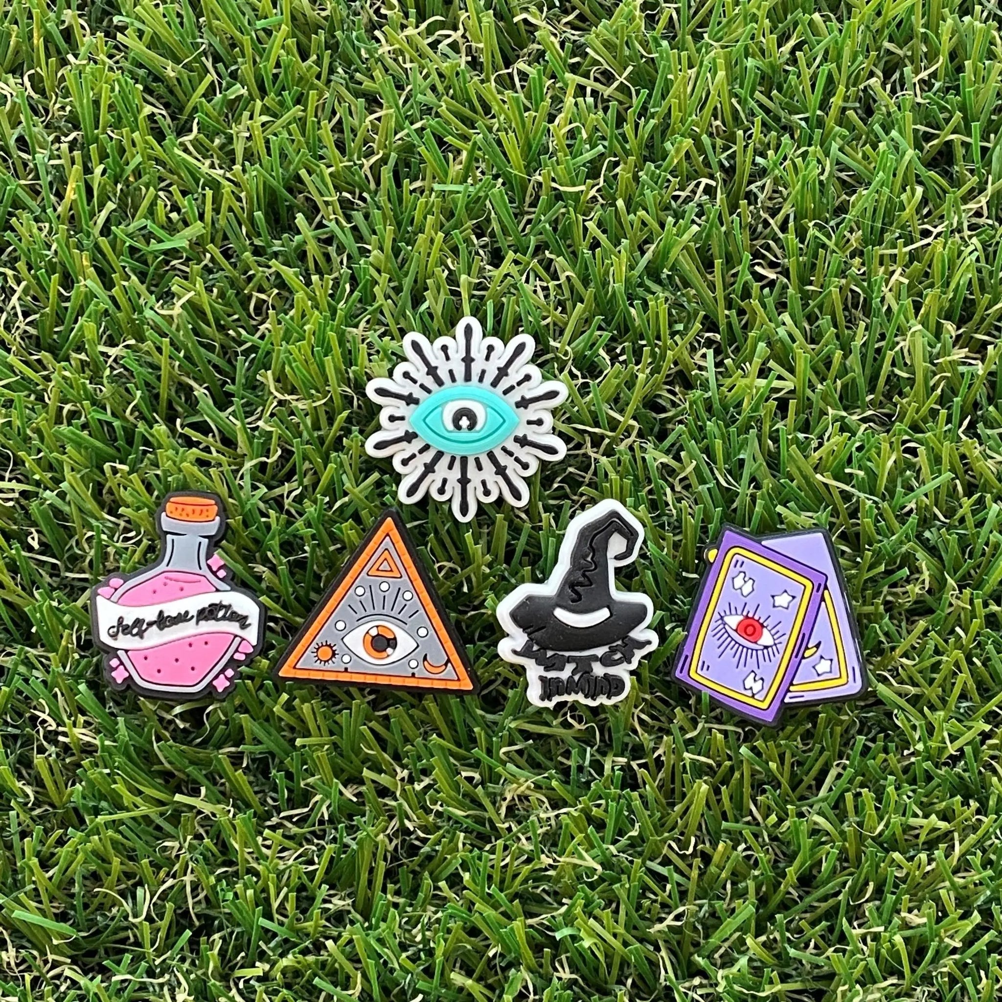 Spooky Clog Charms - SarenaTealDesigns